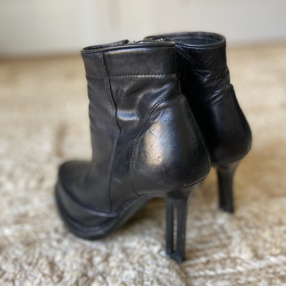 Ann Demeulemeester black leather ankle boots - 7 - Picture 6 of 11